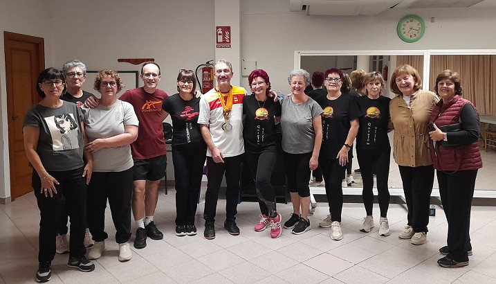 El monitor de Tai-txi de Pedreguer, Miguel Signes, es proclama campió del món a Taipei